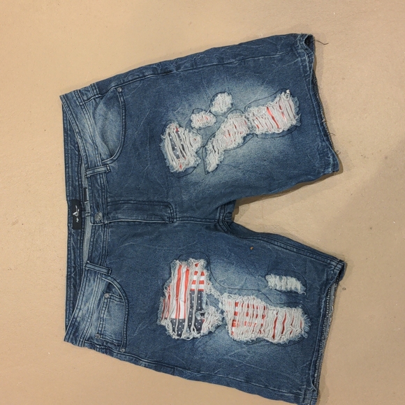 Patriotic Jean Shorts Size 38 - Picture 1 of 6